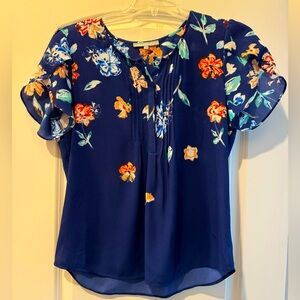 Daniel Rainn - Mendelson Tulip Sleeve Blouse - EXCELLENT CONDITION